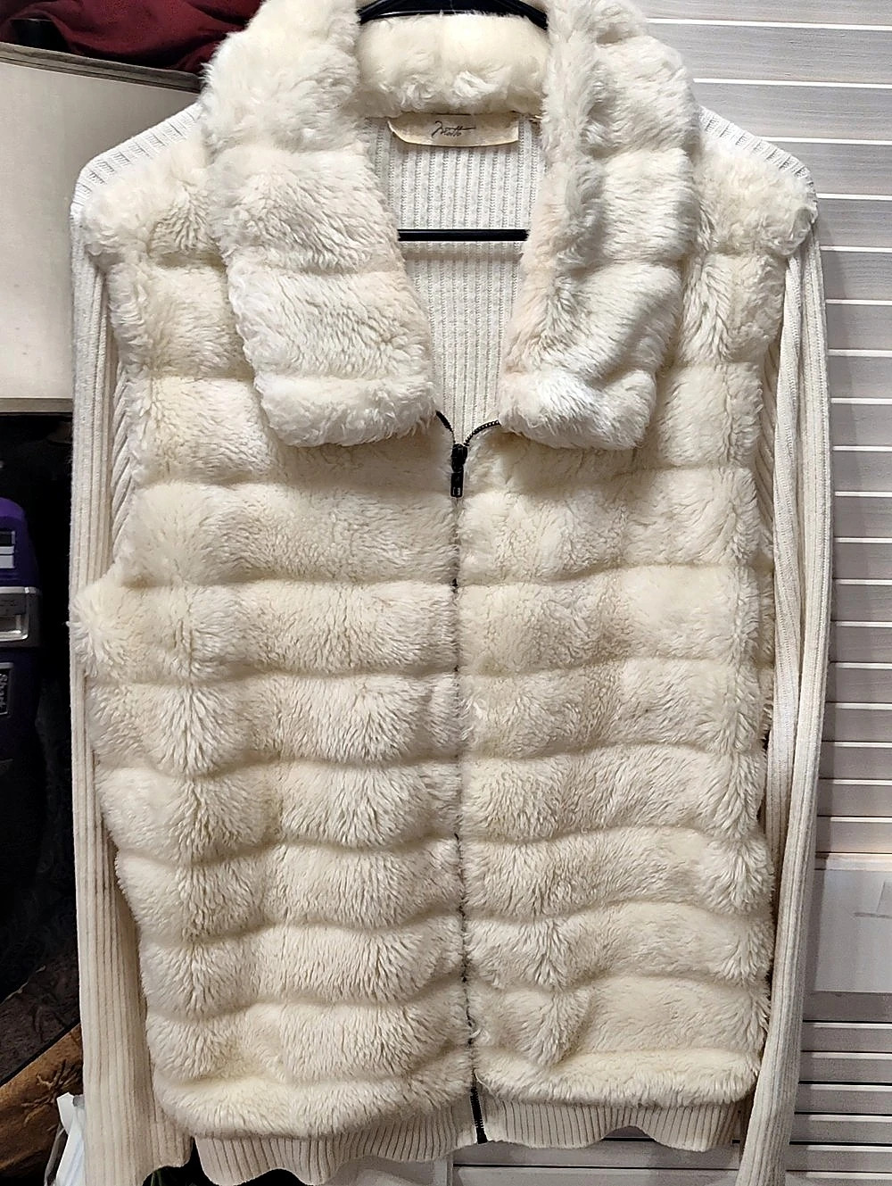 Trestle Faux Fur Trim Knit Sweater Vest Cream 1X
